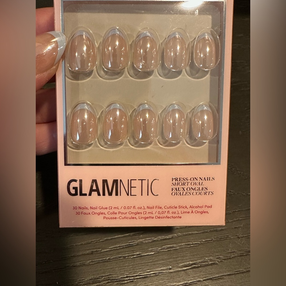 Glamnetic nails - Into Blue - Picture 2 of 5